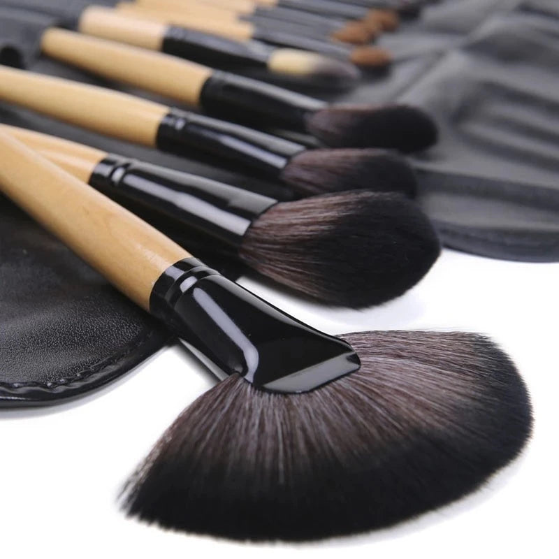 24 pcs Makeup Brush Gift Bag Of  Sets Professional Cosmetics Brushes Eyebrow Powder Foundation Shadows Make Up Tools